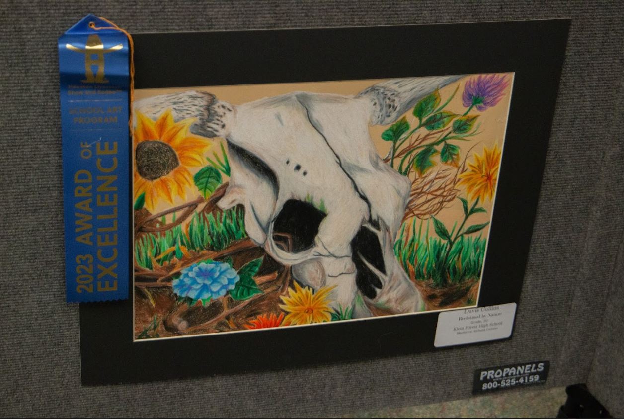 Students+Art+Displays+At+Annual+Spring+Art+Show